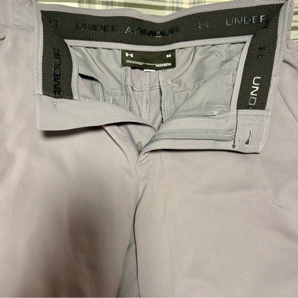 Under Armour Drive Shorts - Picture 3 of 3